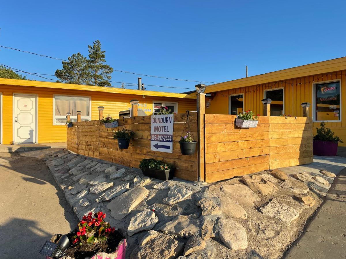 Dundurn Motel Екстер'єр фото